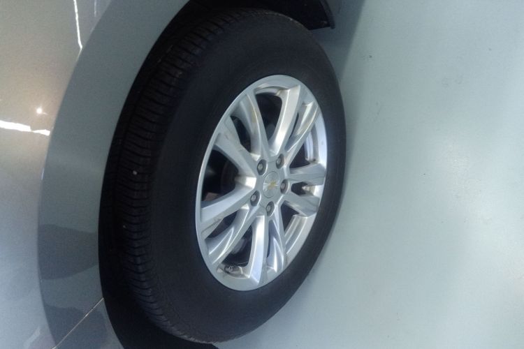 雪佛兰 探界者 2018款 535T 自动驭界版车身外观6007