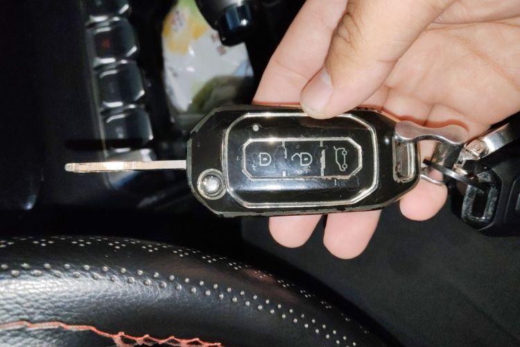 福特 领界 2019款 EcoBoost 145 CVT铂领型 国VI中控内饰7001