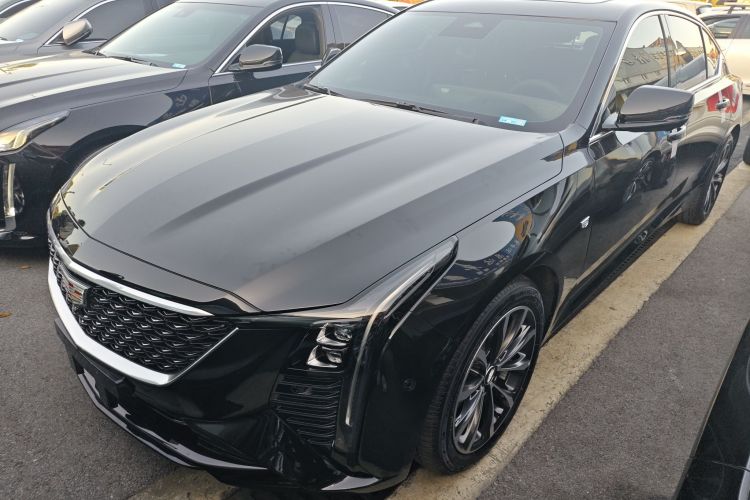 凯迪拉克CT5 2025款 28T 城市运动版车身外观1