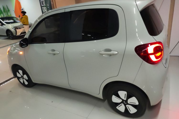 五菱汽车 宏光MINIEV 2025款 四门版 进阶款车身外观6003