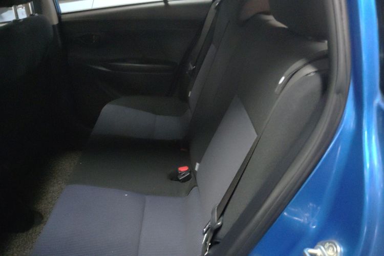 丰田 YARiS L 致炫 2014款 1.3E 自动魅动版中控内饰21