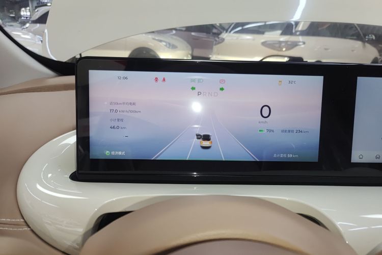 五菱汽车 五菱缤果 2025款 333km 灵犀互联款中控内饰14