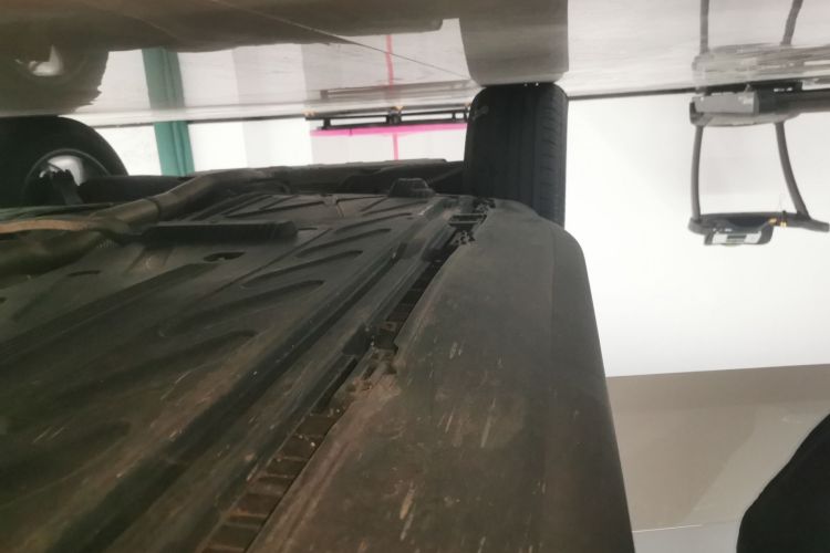 奔驰GLC 2021款 GLC 260 L 4MATIC 动感型局部细节9001