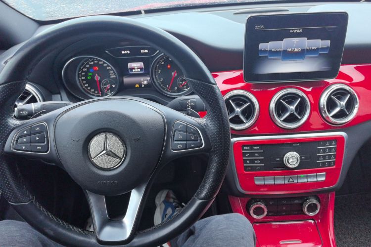 奔驰CLA 2019款 CLA 200 动感型中控内饰7002