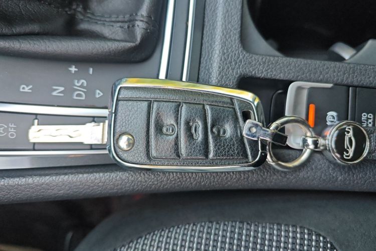 大众 高尔夫 2020款 280TSI DSG舒适型中控内饰11