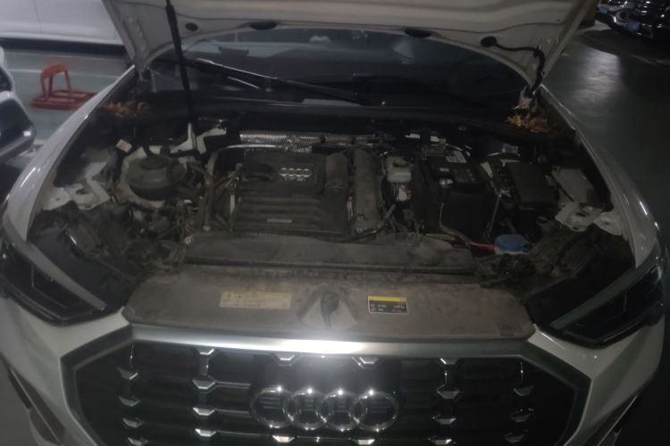 奥迪Q3 2019款 35 TFSI 进取动感型局部细节24