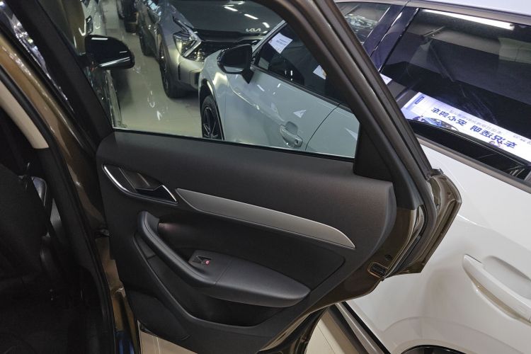 奥迪Q3 2018款 30周年年型 30 TFSI 时尚型中控内饰7006