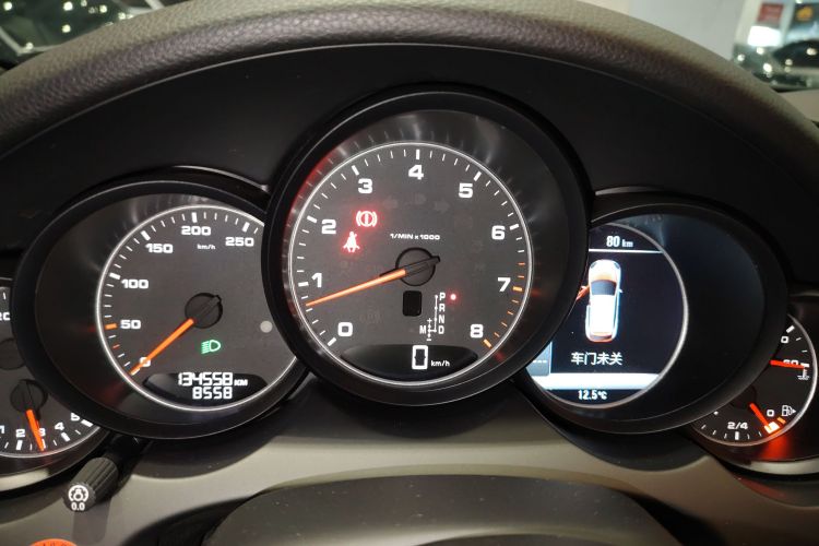 保时捷 2015款 Cayenne 3.0T局部细节14