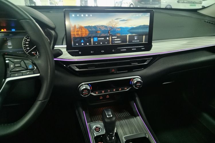 日产 天籁 2022款 2.0T XL 进享版中控内饰16