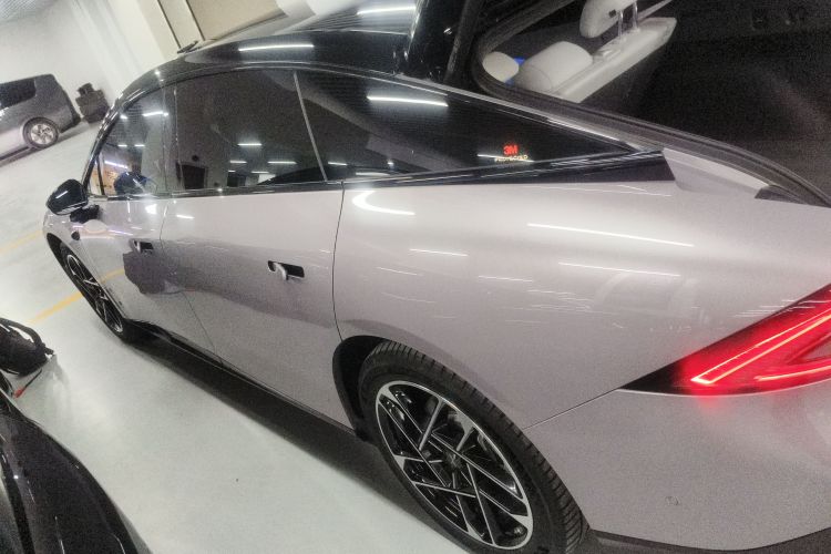 小鹏P7+ 2024款 超长续航 Max车身外观4