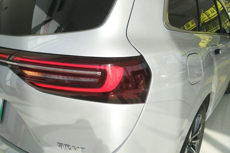 鸿蒙智行 问界M7 2024款 1.5T 后驱Plus版 6座车身外观6006