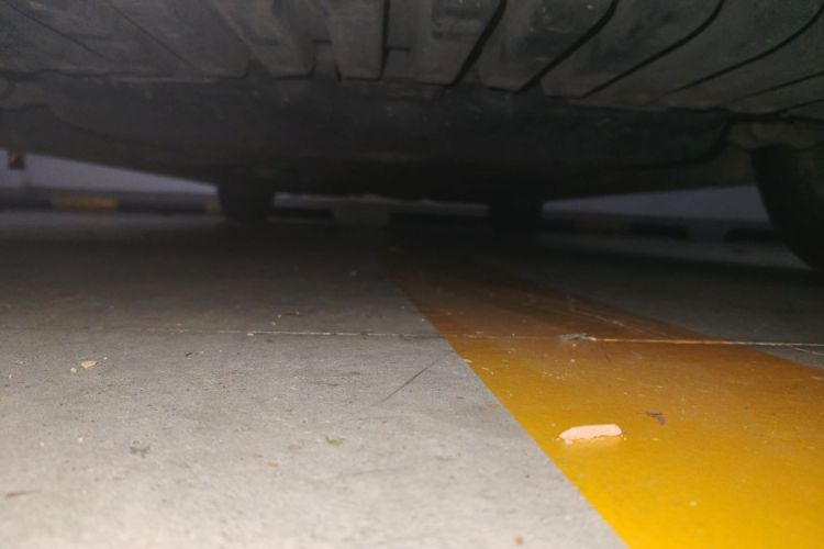 奔驰C级 2017款 C 180 L 运动版局部细节9008