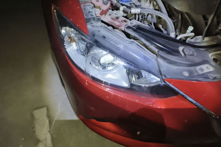 马自达 阿特兹 2015款 2.0L 蓝天时尚版车身外观8