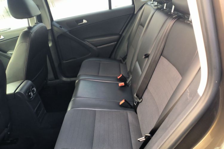 大众 途观 2017款 300TSI 自动两驱丝绸之路风尚版中控内饰21