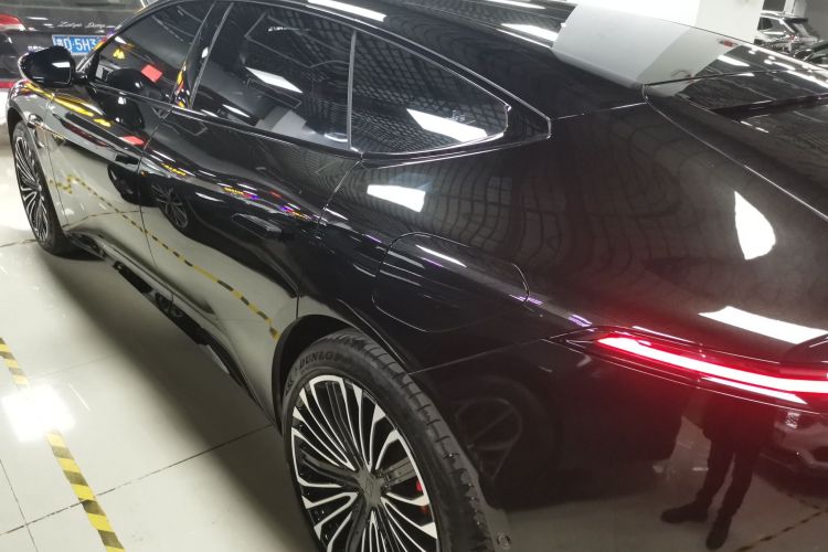 阿维塔12 2025款 Ultra增程版车身外观6003