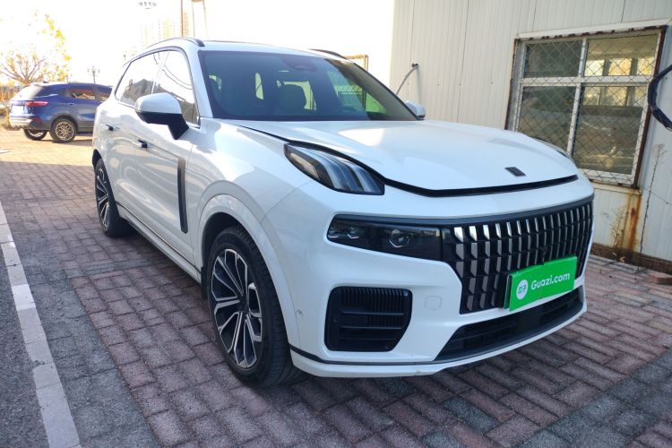 领克09 EM-P 2023款 2.0TD EM-P 远航版PM 七座车身外观3