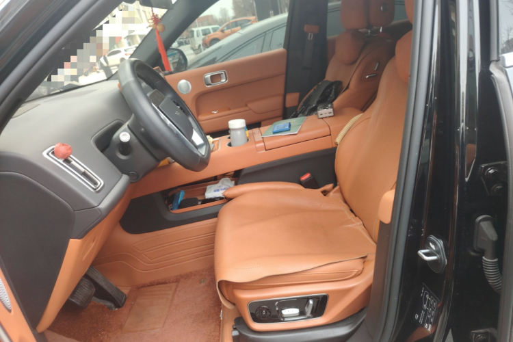 理想汽车 理想L7 2024款 MAX中控内饰19