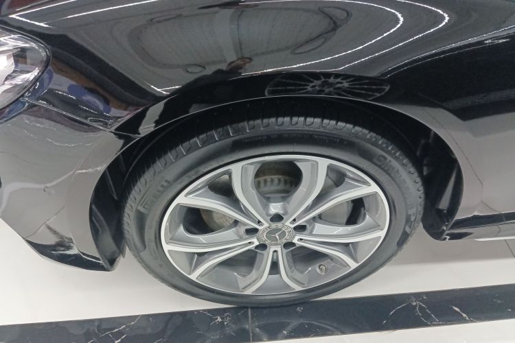 奔驰E级 2020款 E 300 L 运动豪华型车身外观6001