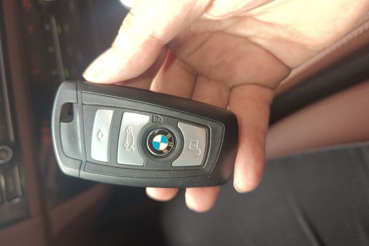 宝马5系 2014款 525Li 领先型中控内饰7001