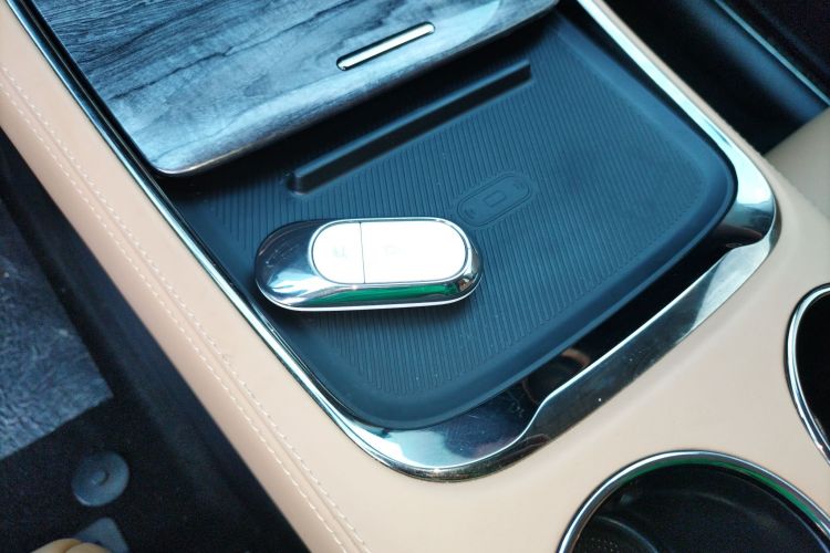 零跑汽车 零跑C11 2024款 增程 300尊享版中控内饰11