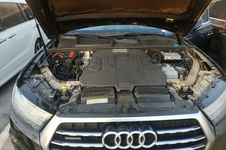 奥迪Q7 2018款 45 TFSI 技术型局部细节24