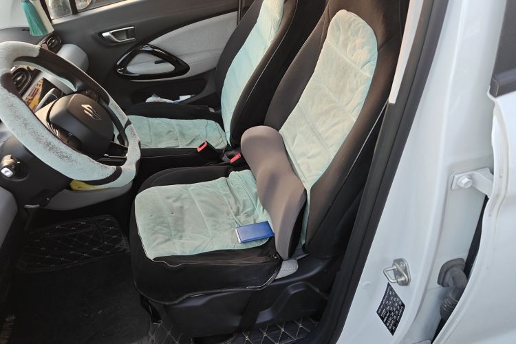 零跑汽车 零跑T03 2022款 炫晶版局部细节19