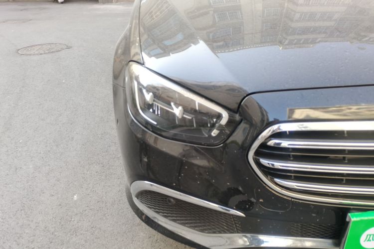 奔驰E级 2021款 E 300 L 时尚型车身外观8