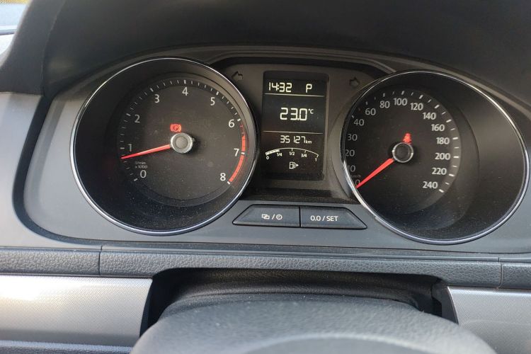 大众 朗逸 2017款 230TSI DSG舒适版中控内饰15