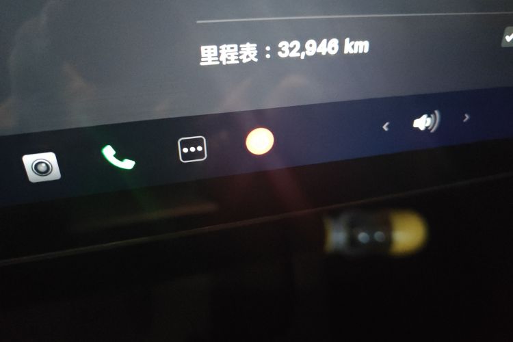 特斯拉 Model 3 2022款 后轮驱动版中控内饰15