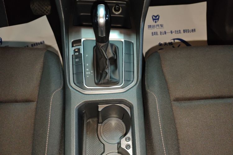 大众 高尔夫·嘉旅 2018款 1.6L 自动舒适型中控内饰18