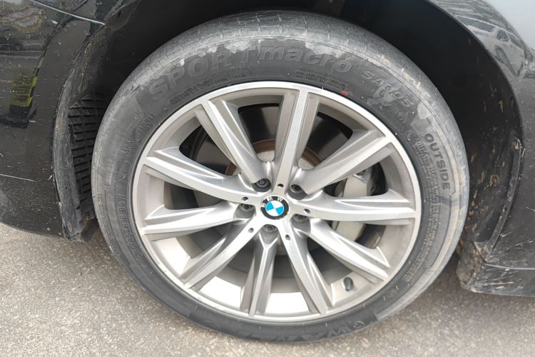 宝马5系 2018款 528Li 上市特别版车身外观6007