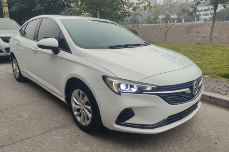 别克 威朗 2020款 15T 自动进取型车身外观3