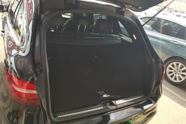 奔驰GLC 2019款 GLC 260 L 4MATIC 豪华型局部细节23