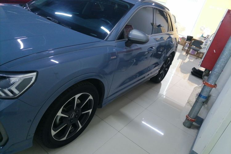 奥迪Q3 2022款 40 TFSI RS套件燃速型车身外观6003