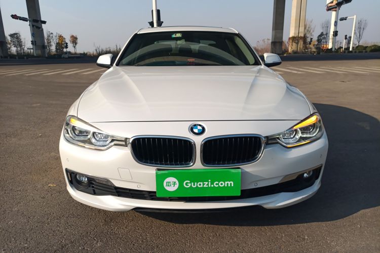 宝马3系 2017款 320Li 时尚型车身外观2