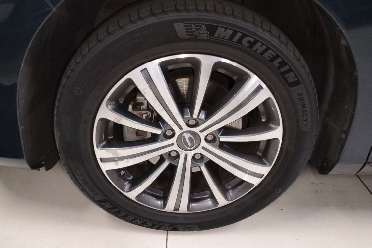 广汽传祺 传祺M8 2018款 320T 旗舰版车身外观6007