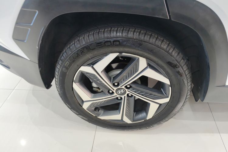 现代 2022款 途胜L 1.5T DCT LUX尊贵版 N Line车身外观6008