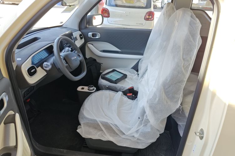 吉利银河 熊猫 2025款 210km 元气熊中控内饰19