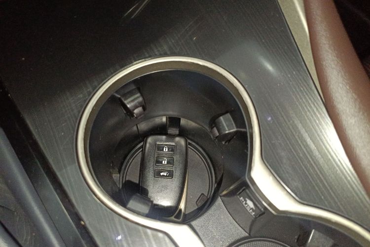 雷克萨斯RX 2016款 300 两驱舒适版 国VI中控内饰11