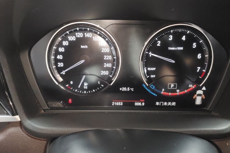 宝马X1 2020款 sDrive20Li 尊享型中控内饰14