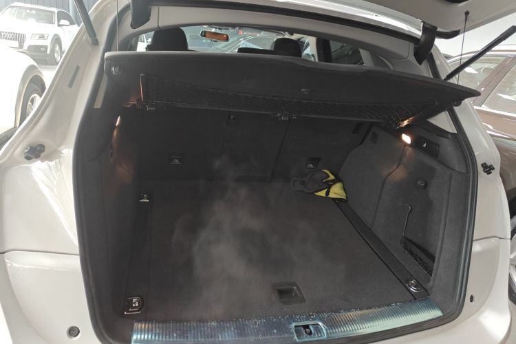 奥迪Q5 2017款 Plus 40 TFSI 舒适型局部细节23