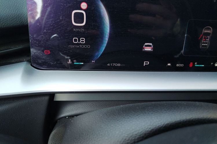 哈弗H6 2021款 第三代 1.5T 自动两驱Supreme+中控内饰15