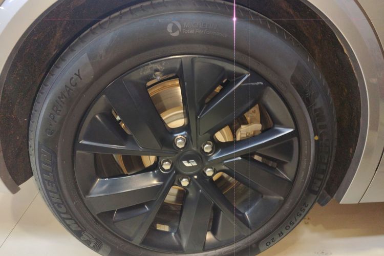 理想汽车 理想L8 2023款 Pro车身外观6003