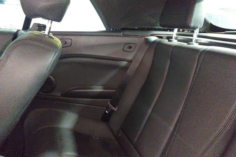 宝马2系(进口) 2015款 218i 敞篷轿跑车中控内饰45