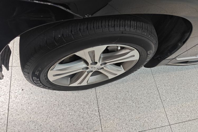 丰田 汉兰达 2012款 2.7L 两驱7座豪华版车身外观6007