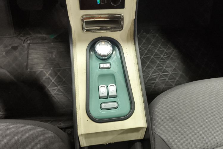 长安启源 长安Lumin 2023款 301km 蜜沁款局部细节18