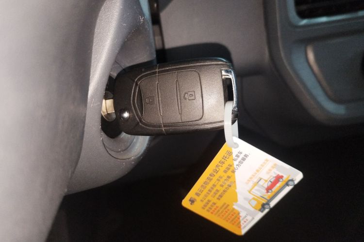 五菱汽车 五菱扬光 2024款 300km 舒适型客车版 60kW中控内饰11