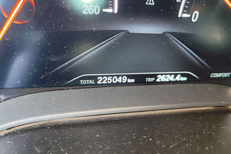 宝马5系 2018款 525Li 豪华套装中控内饰15