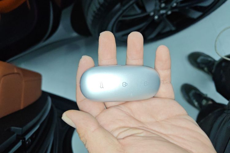 理想汽车 理想L7 2023款 Air中控内饰7001