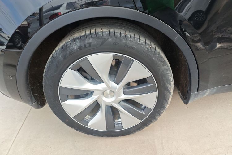 特斯拉 Model Y 2022款 改款 后轮驱动版车身外观6008